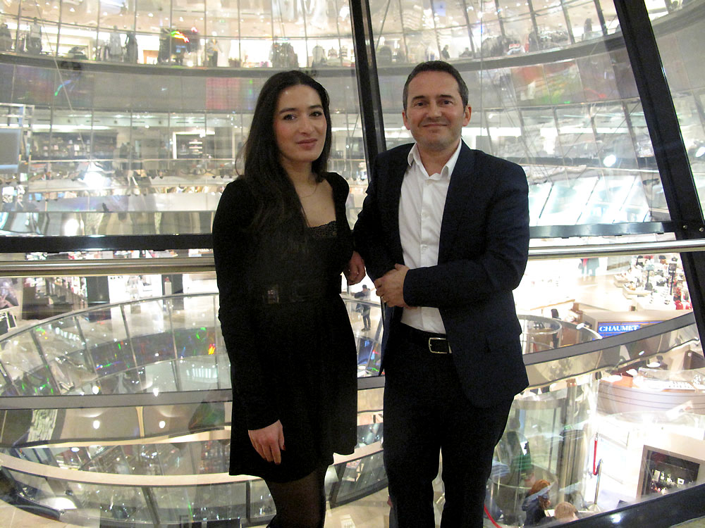 Директор Galeries Lafayette Berlin Филипп Юго и менеджер по работе с русскоязычными клиентами Белла Месропян